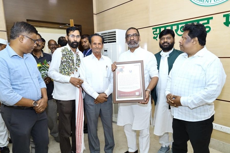 कलाकारों ने झारखंड सरकार की पहल पर जताया आभार, सीएम हेमंत से मिला JCAA प्रतिनिधिमंडल