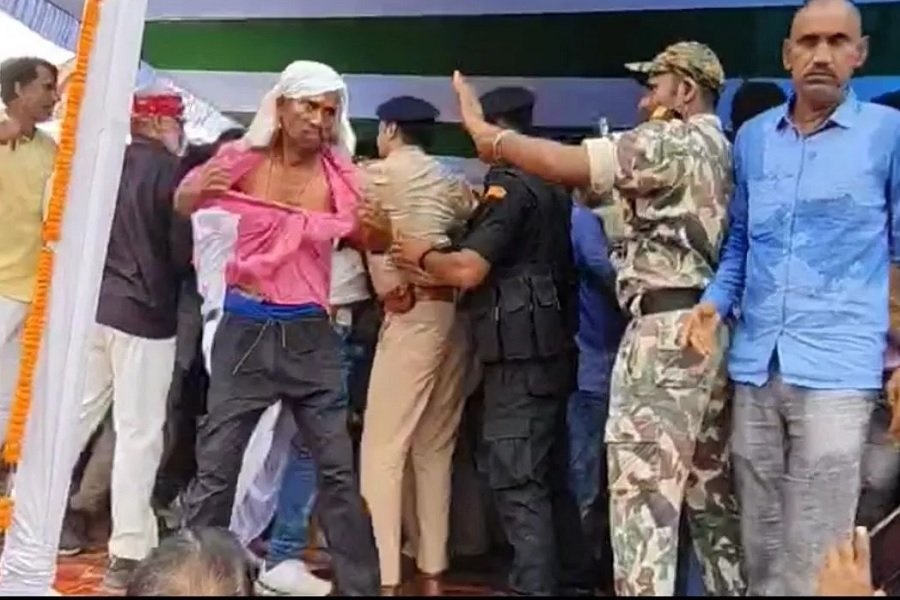 NDA का कार्यकर्ता सम्मेलन- मंच पर भिड़े नेता, गुटबाजी से तंग केंद्रीय मंत्री लौटे खाली हाथ