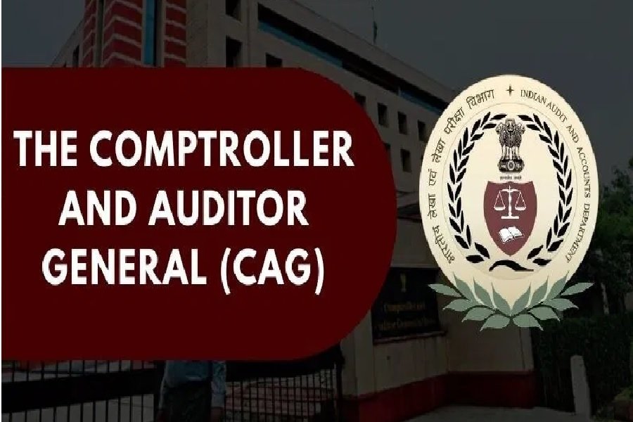 कैग का बड़ा खुलासा: ओडिशा में आदिवासी फंड से इंजीनियरों ने उड़ाए करोड़ों, बीमा से लेकर मोबाइल रिचार्ज तक में खर्च