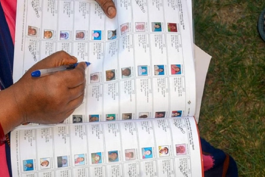 बिहार SIR को लेकर चुनाव आयोग के दावों में कितनी सच्चाई है? पढ़िये ये खास और जरूरी रिपोर्ट