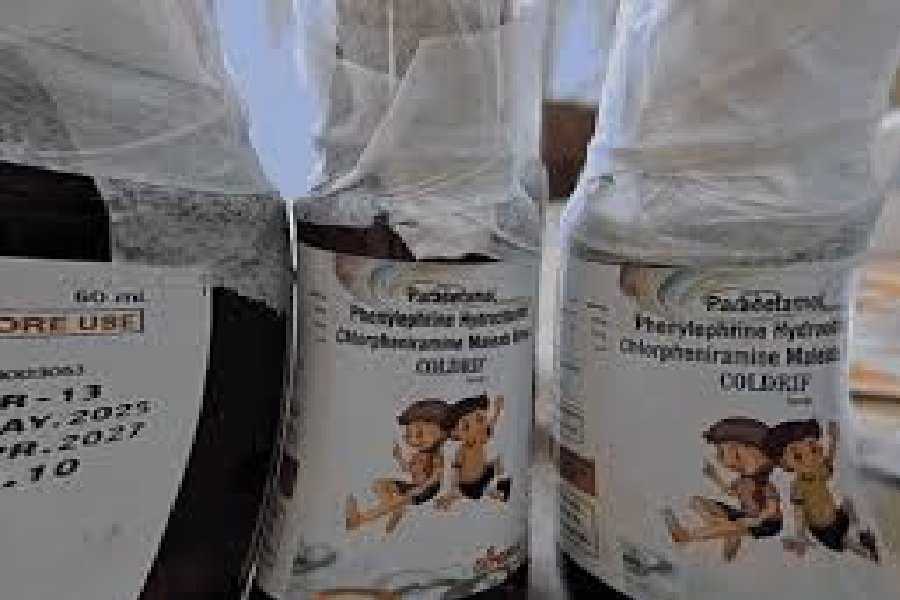 एक्शन में सरकार: कफ सिरप से मासूमों की मौत मामले मेंं छिंदवाड़ा से डॉक्टर गिरफ्तार, जबलपुर की कटारिया फार्मा सील