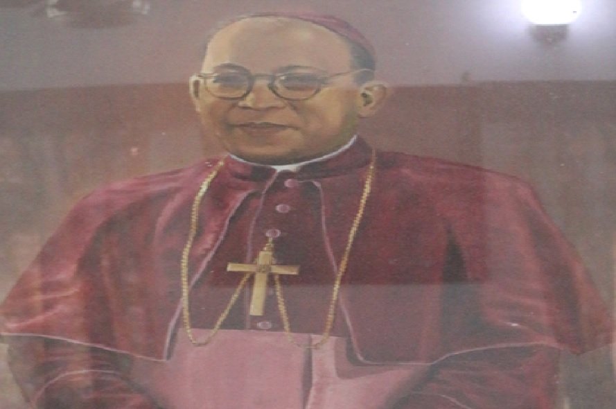 निकोलस कूजुर:झारखंड के पहले आदिवासी पादरी और रांची के पहले आदिवासी बिशप