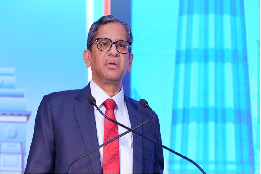 मुझे झुकाने के लिए मेरे परिवार को निशाना बनाया गया- Ex CJI एनवी रमना का बड़ा खुलासा