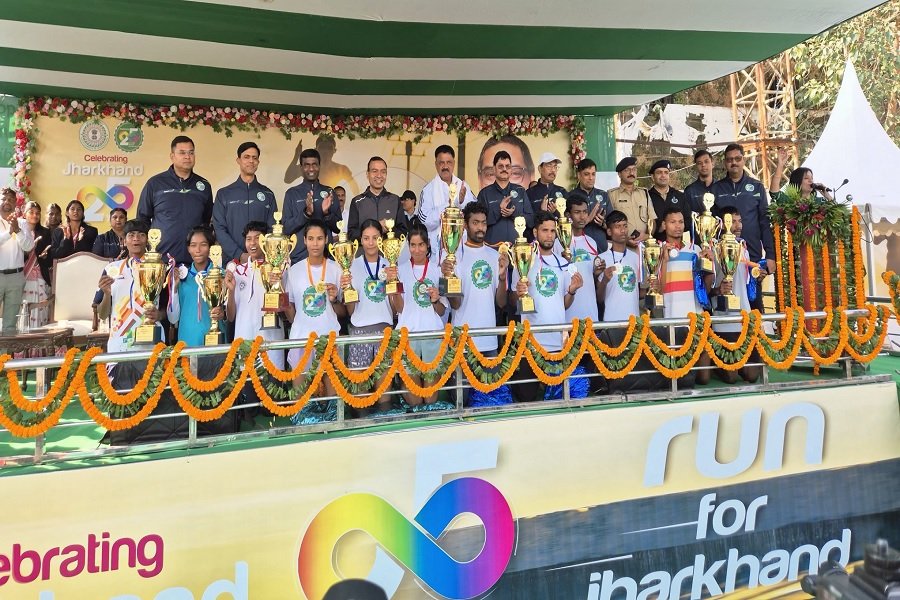 ‘रन फॉर झारखंड’ में युवाओं की उमंग देखकर मंत्री सुदीव्य कुमार ने बढ़ाया हौसला, कहा- यही है राज्य की ऊर्जा और उम्मीद
