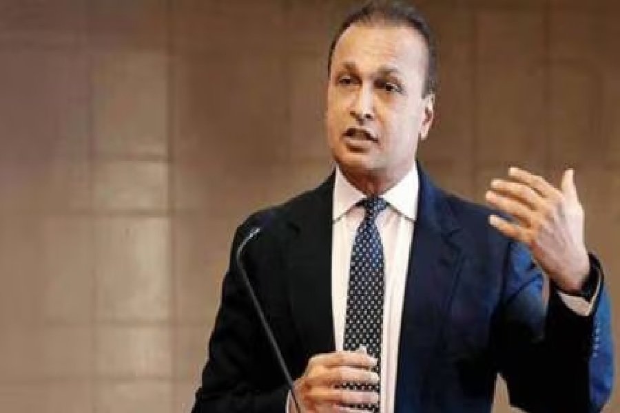 अनिल अंबानी पर ED का नया वार: 7500 करोड़ की संपत्ति कुर्क, 14 नवंबर को फिर तलब