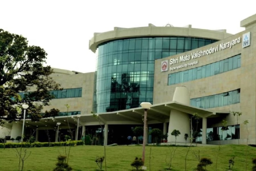 नफरती राजनीति मेडिकल कॉलेज बंद होने पर जश्न मनाती है!