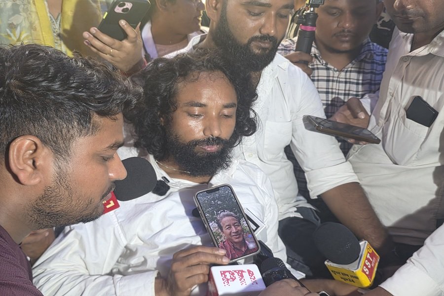 जनवादी लेखक संघ ने छात्र आंदोलन का दिया समर्थन, संवाद को बताया सरकार का दायित्व
